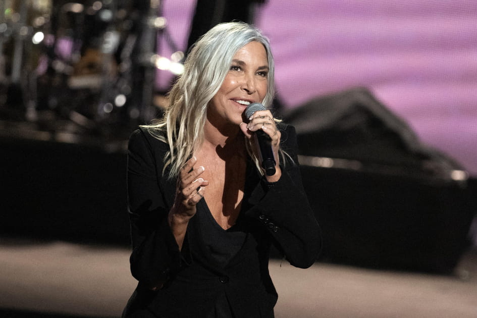 Zazie assume ses cheveux blancs