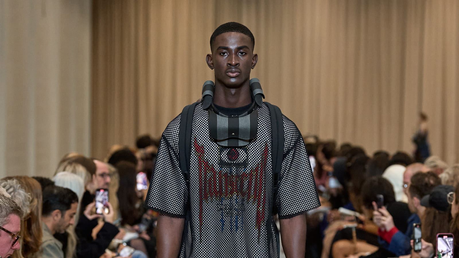  Look 11