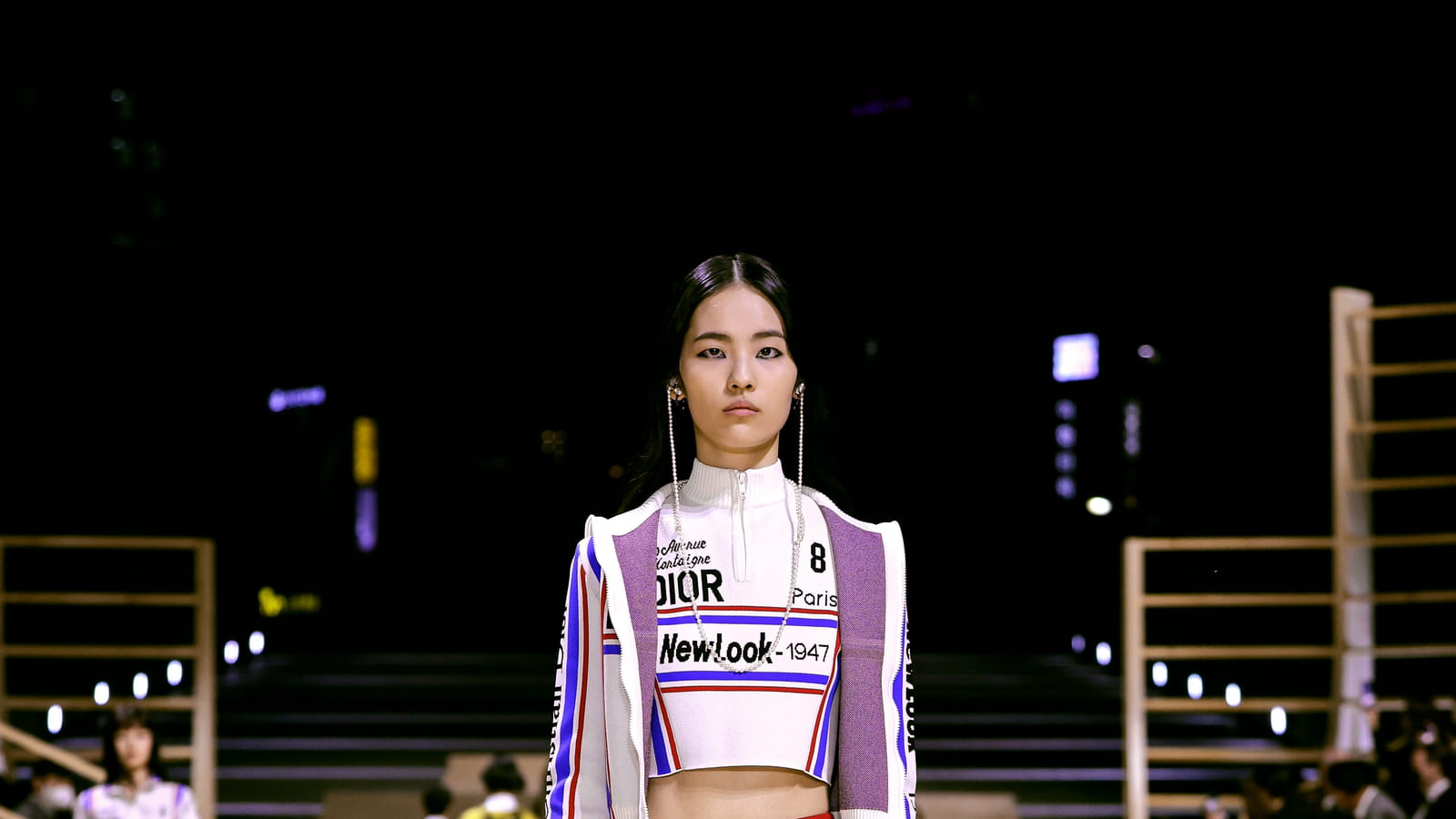 Look 4