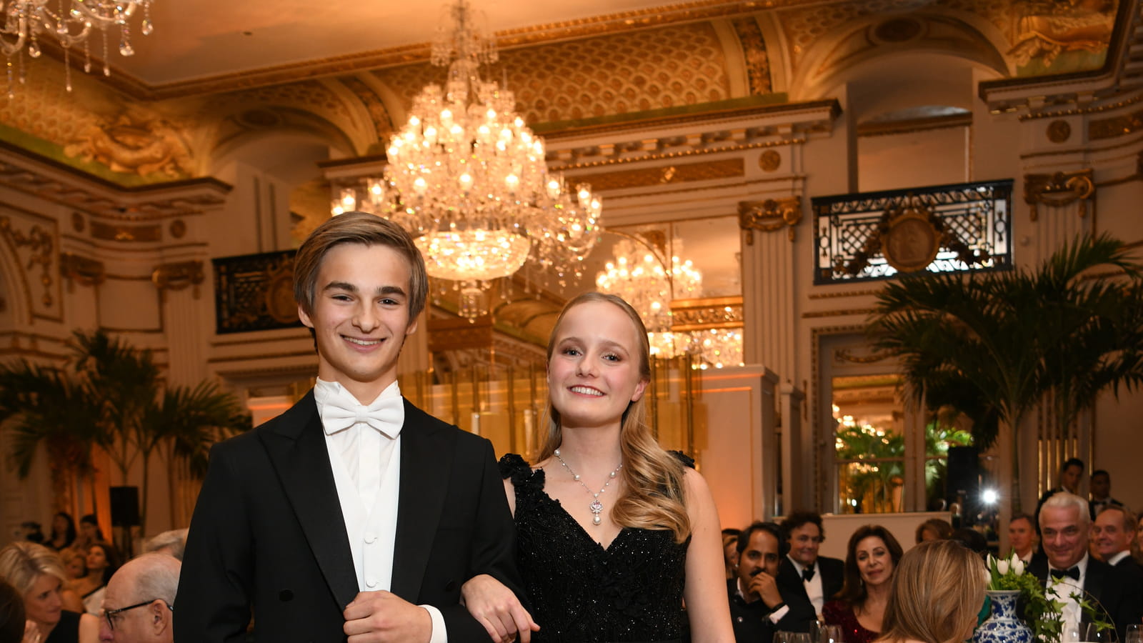 Maria Pia de Jong d'Orléans-Bragance et son cavalier Son Altesse Royale Prince Dinis de Braganza 
