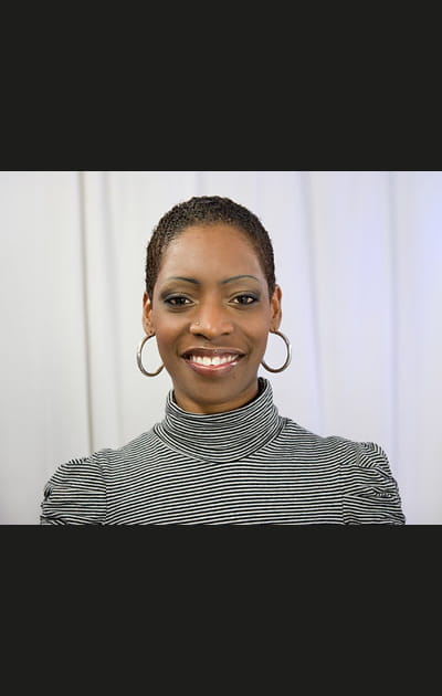 Gros plan sur le maquillage de soir&eacute;e