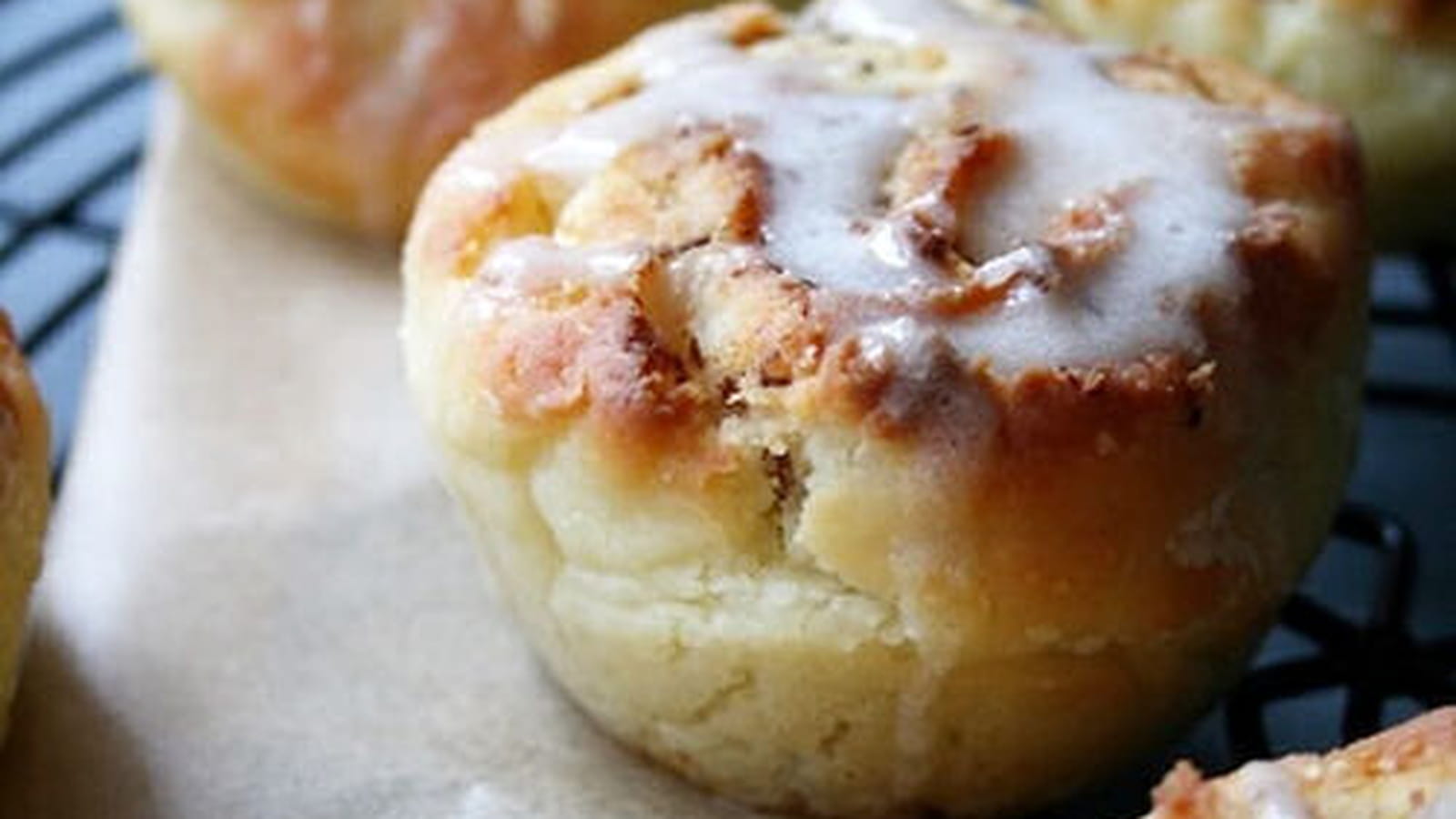 Brioches roulées à la cannelle bio sans oeufs ni gluten