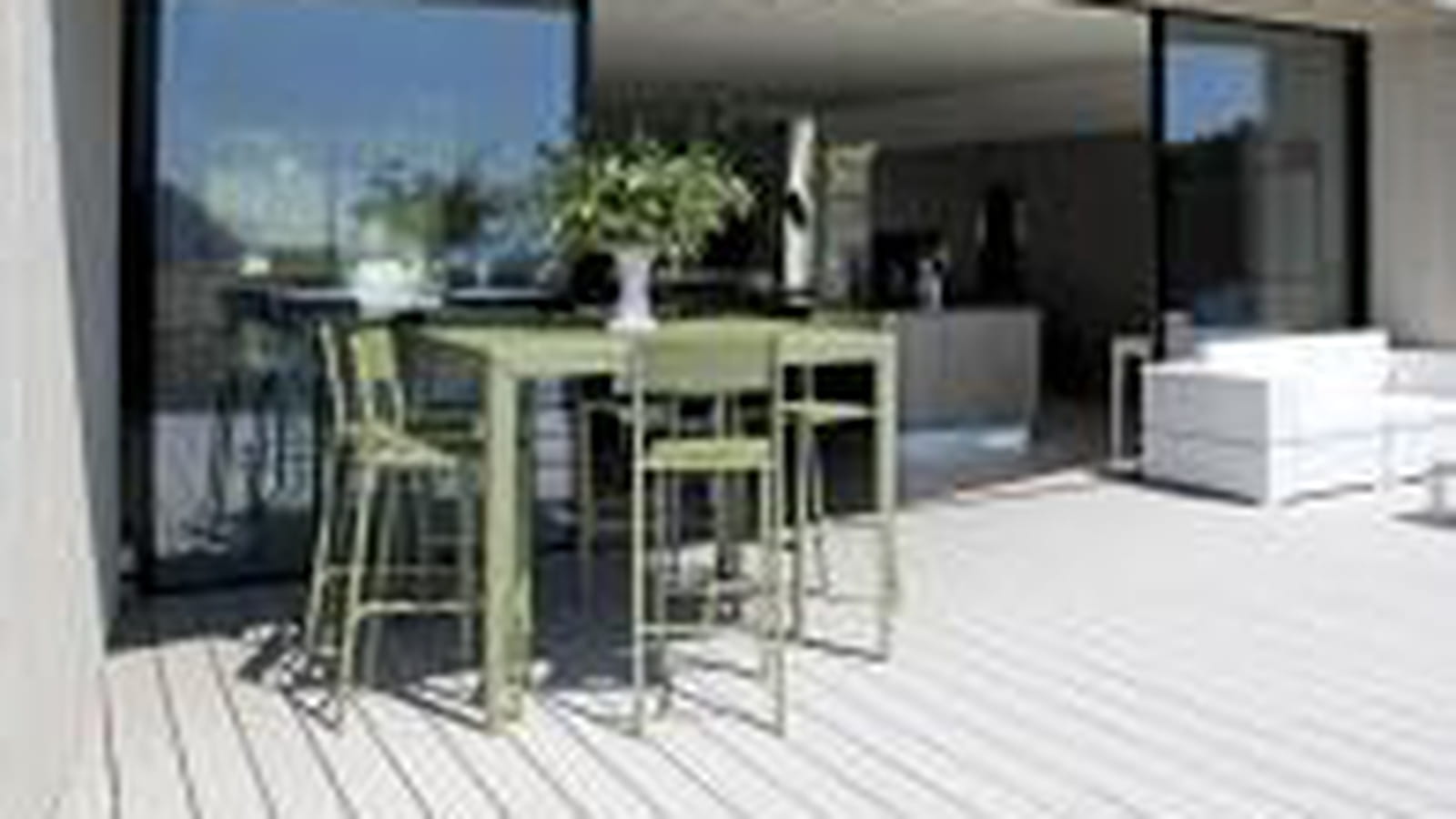 Décorée de vert