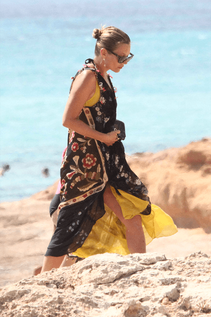 Kate Moss en robe longue bohème imprimée