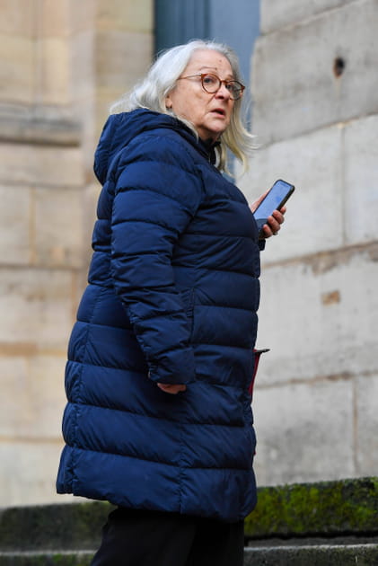 Josiane Balasko, aperçue aux obsèques de Bertrand Blier