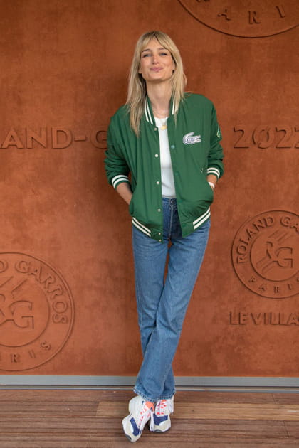 Pauline Lefevre en bombers vert