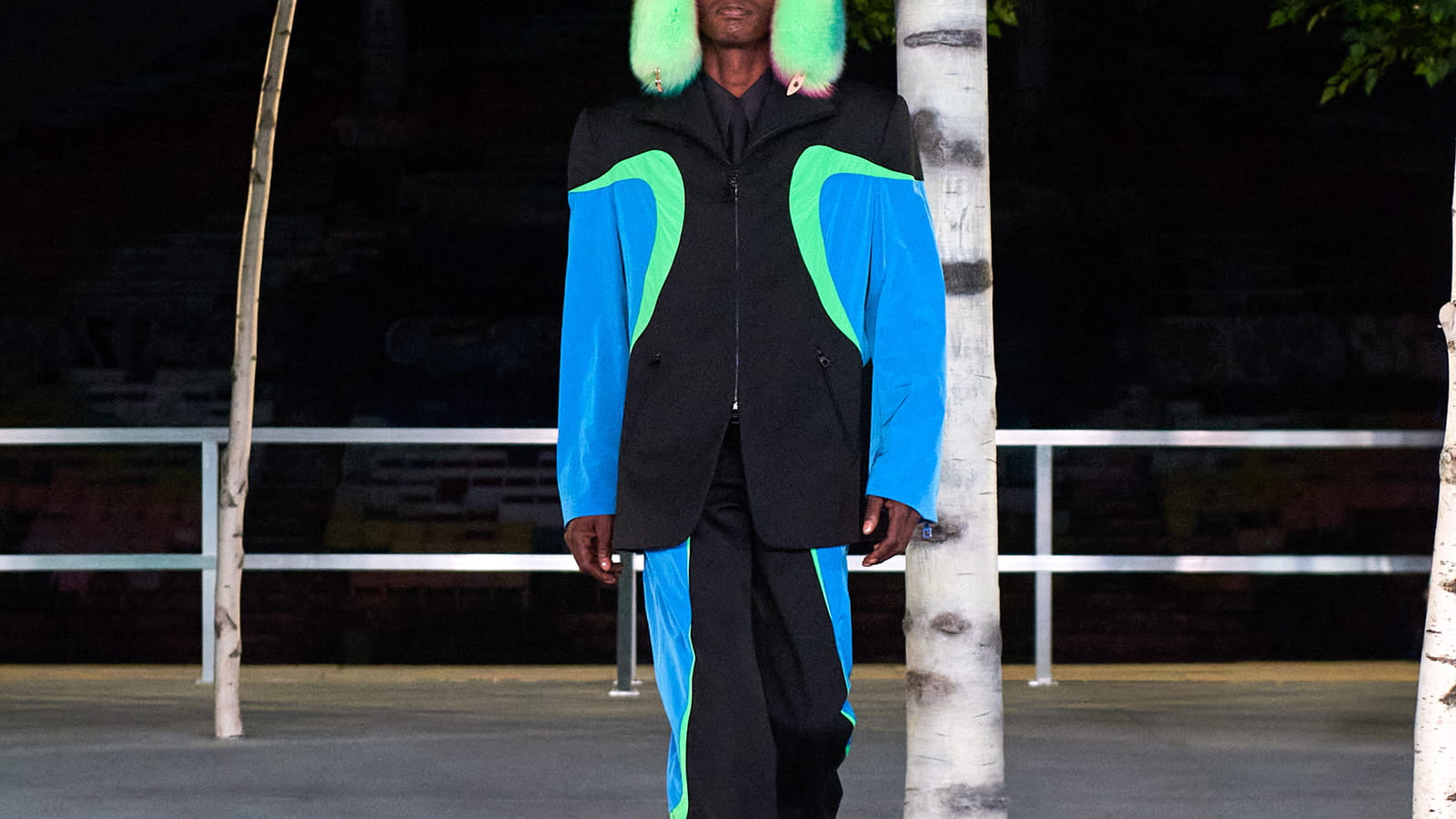 Look 25
