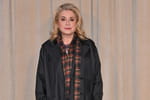 C'est sa plus belle histoire d'amour : depuis ses 17 ans, Catherine Deneuve est fidèle à ce parfum français iconique