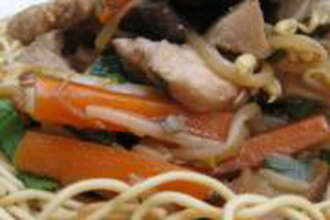 Poêlée chinoise au poulet, légumes et soja