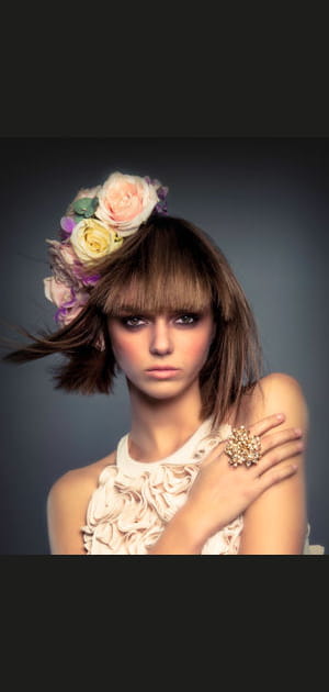 Coiffure de mariage&nbsp;: t&ecirc;te en fleurs