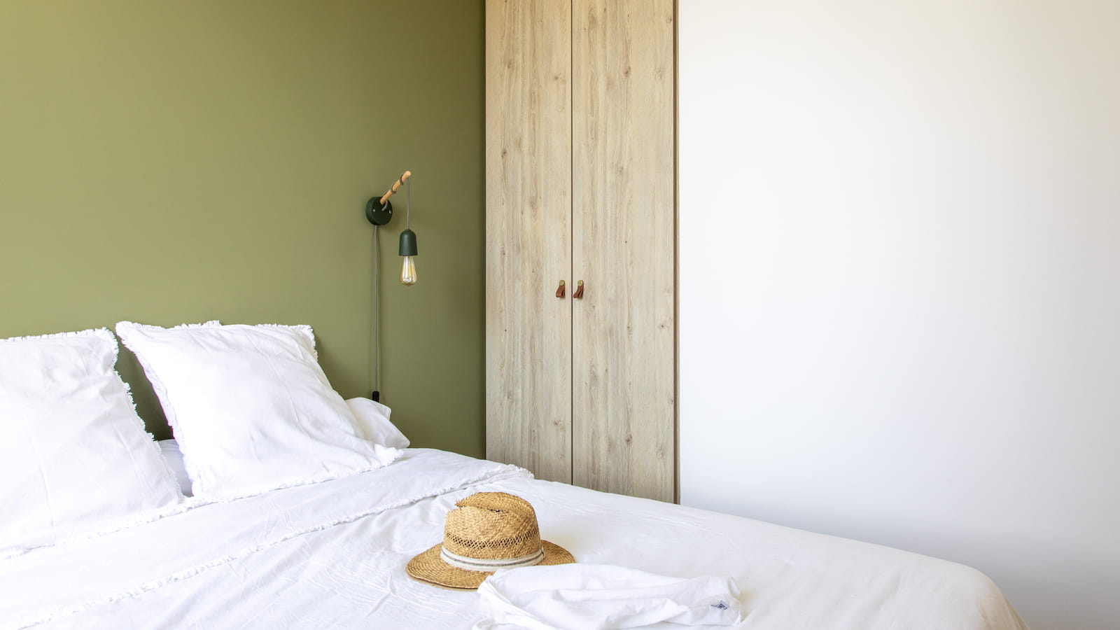 Dressing en bois clair 