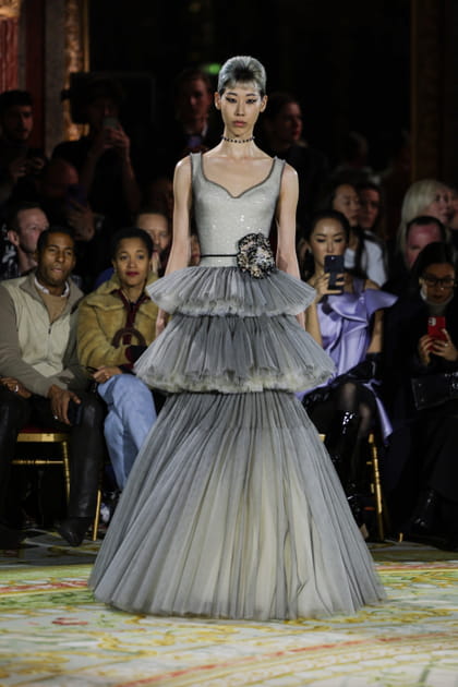 Look 16 du défilé Viktor&Rolf