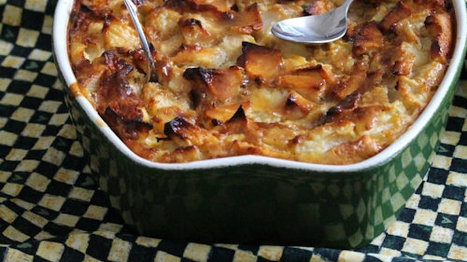 Clafoutis de pommes et poires au caramel
