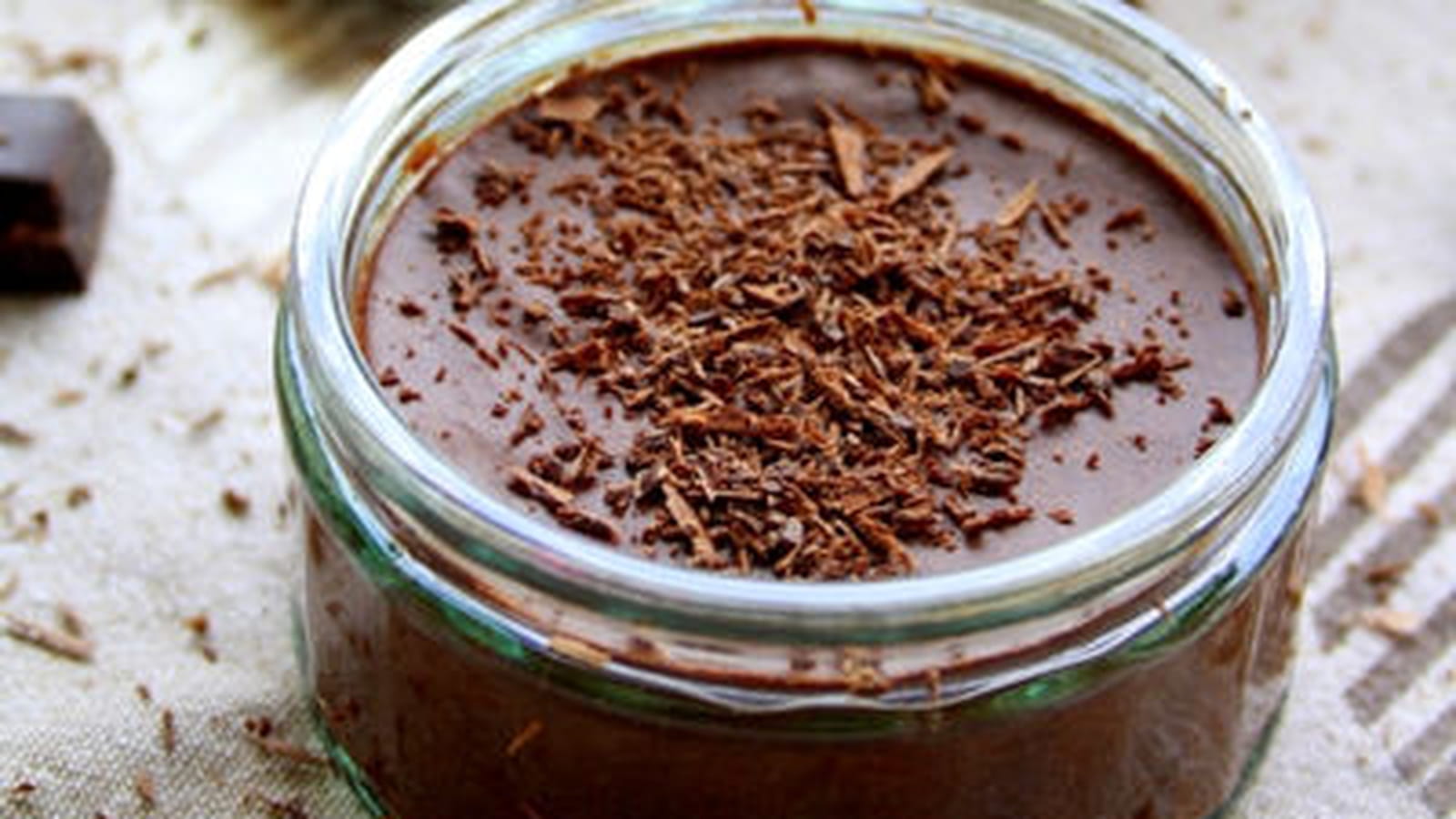 Mousse au chocolat aux oeufs frais