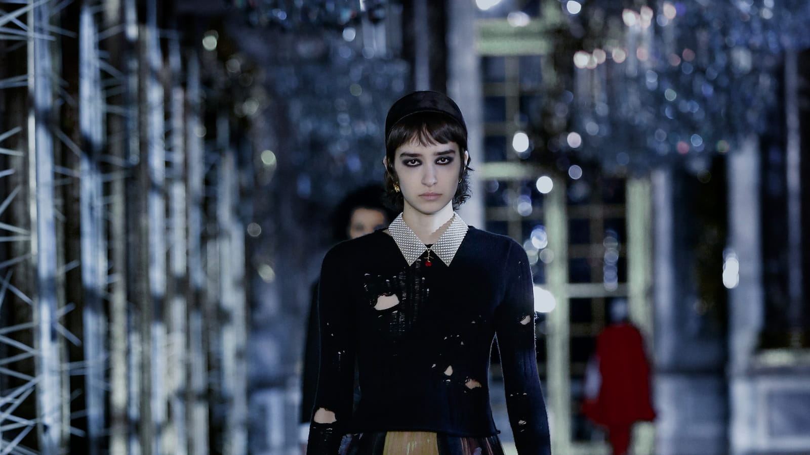 Look 37