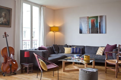 un salon à la déco claheureuse et douce
