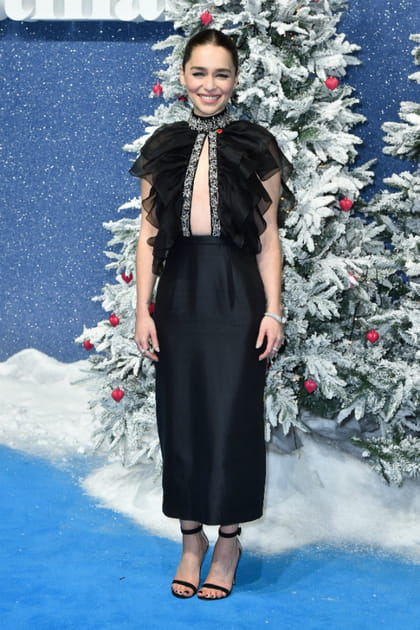 TOP : Emilia Clarke en robe Prada