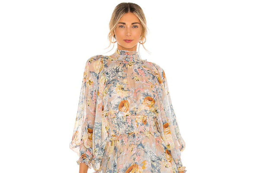 Robe ?� fleurs