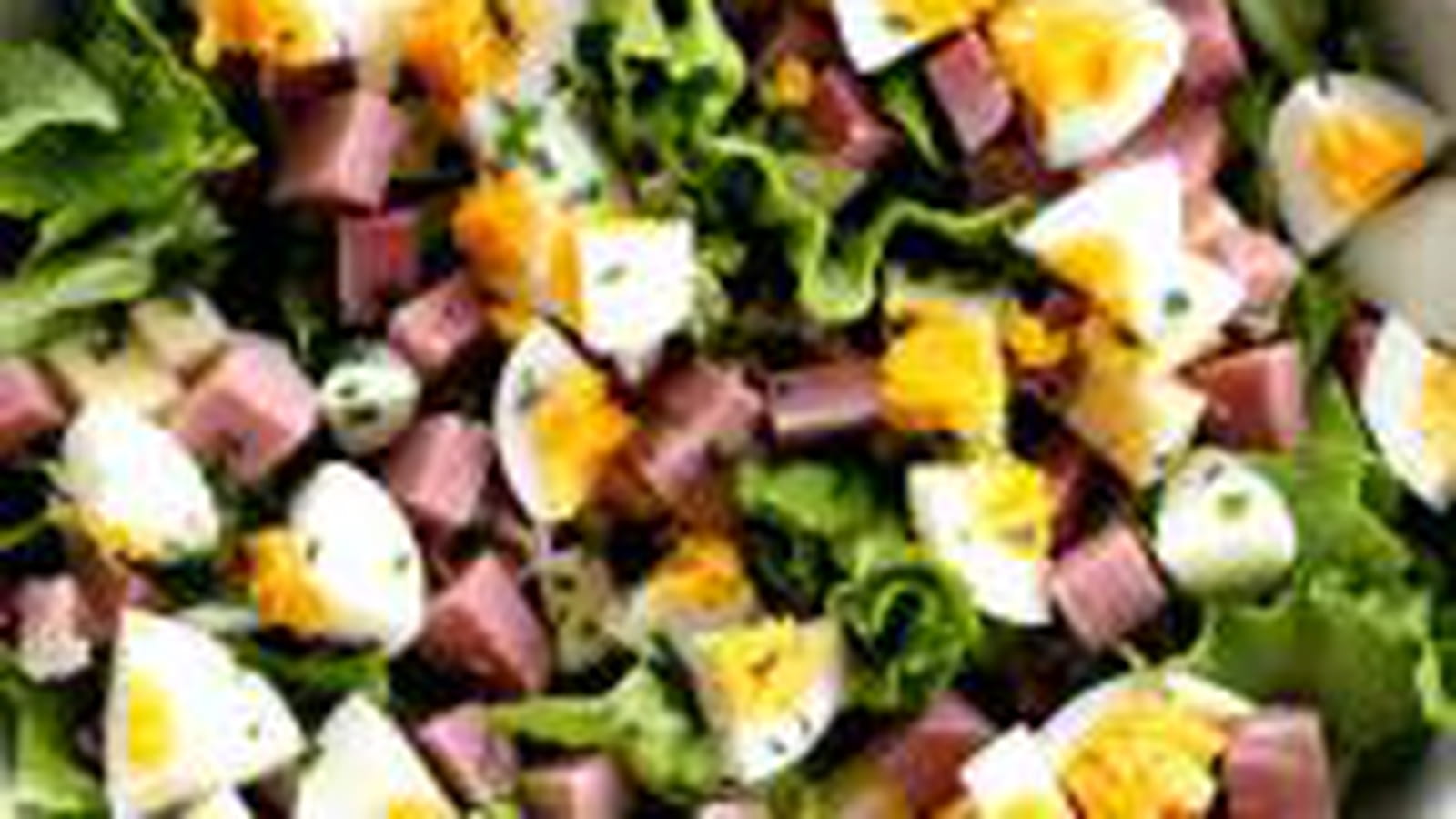 Salade du Chef au jambon, oeuf et gruyère