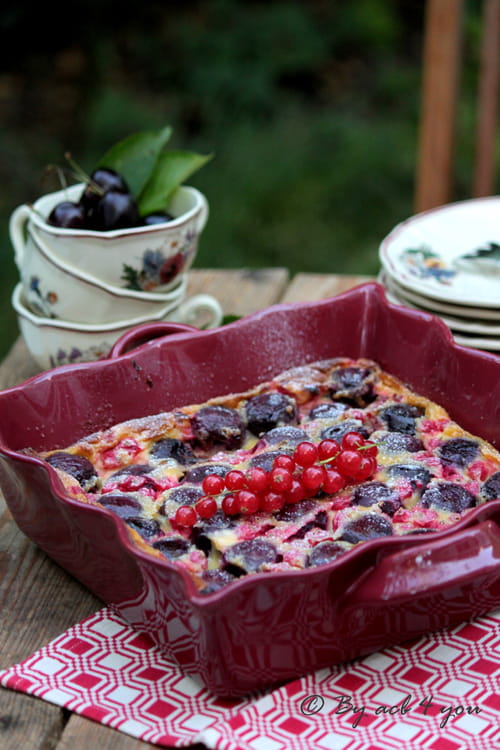 Clafoutis gourmand aux cerises et groseilles