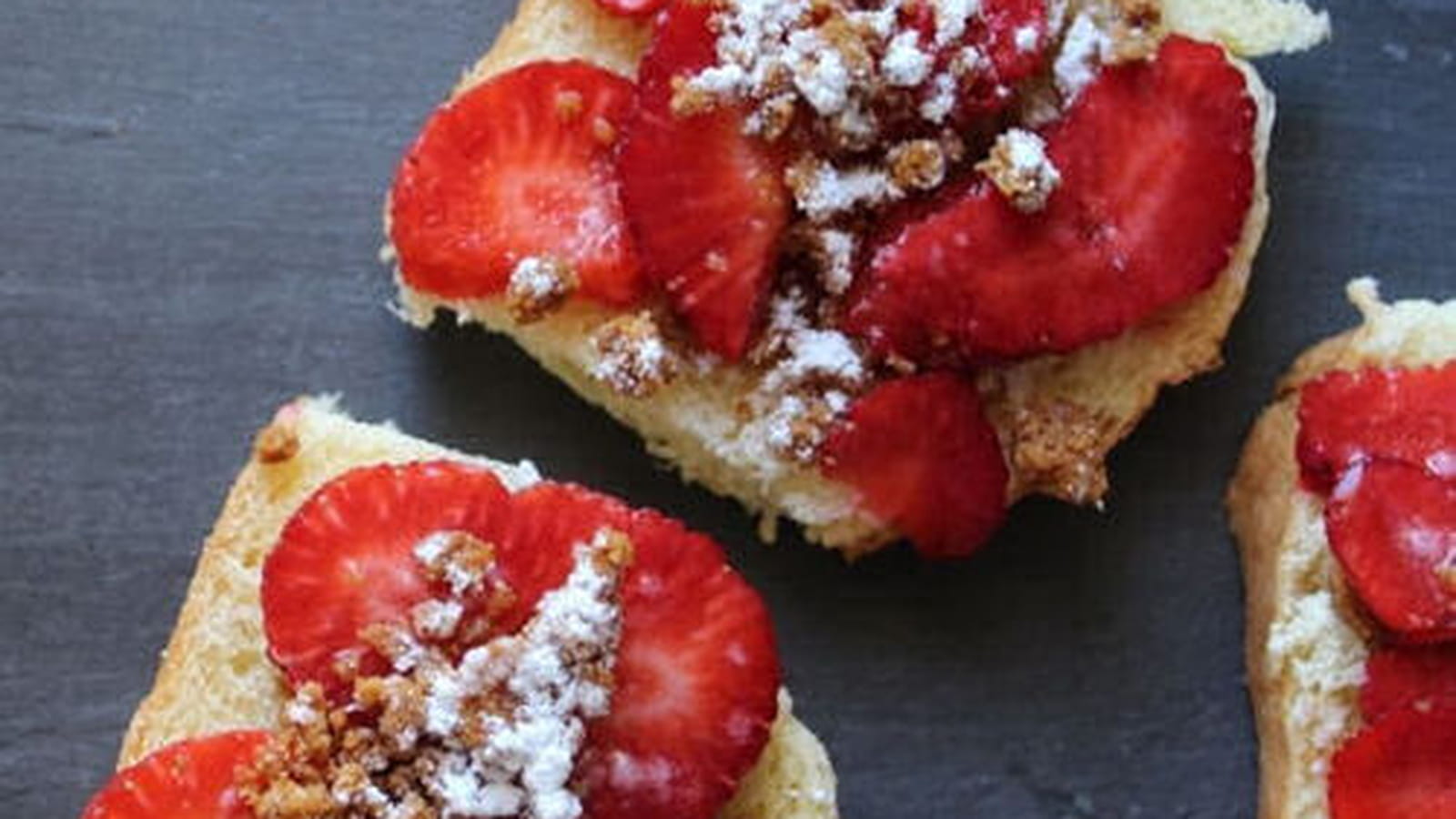 Croque aux fraises et spéculoos