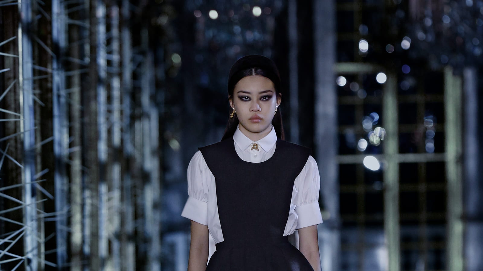 Look 03