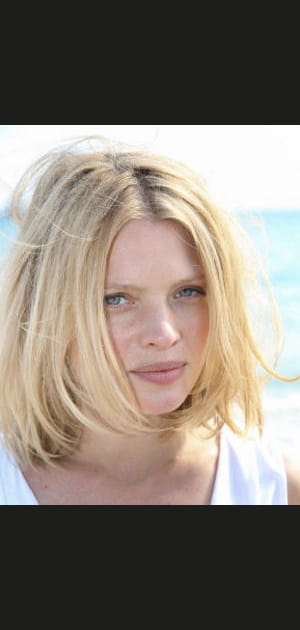 Stars et coloration : M&eacute;lanie Thierry en blonde