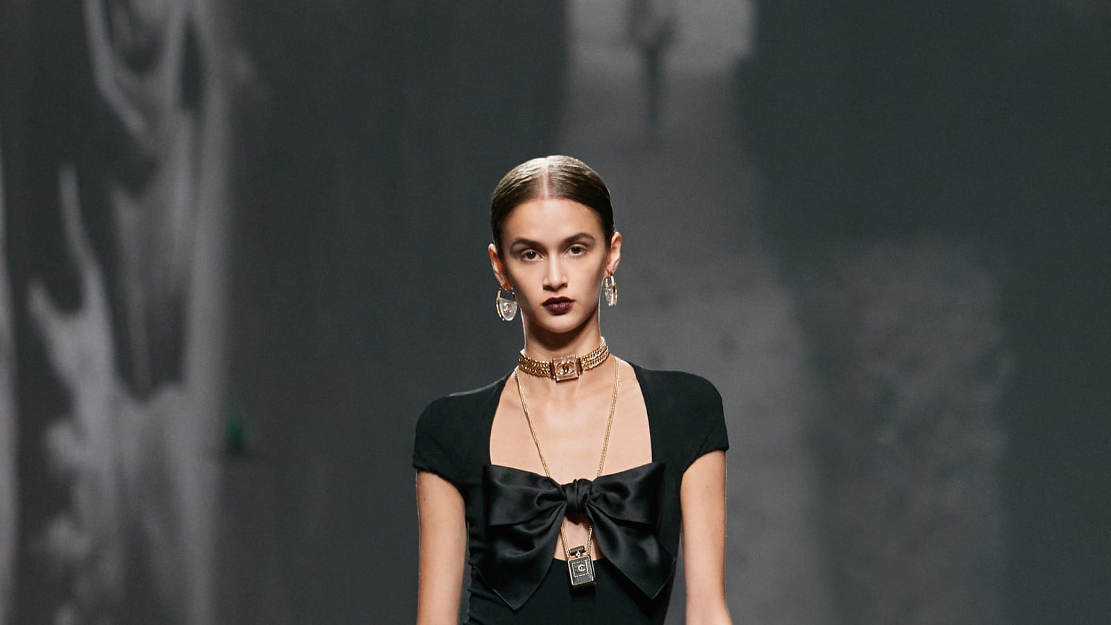 Look 64