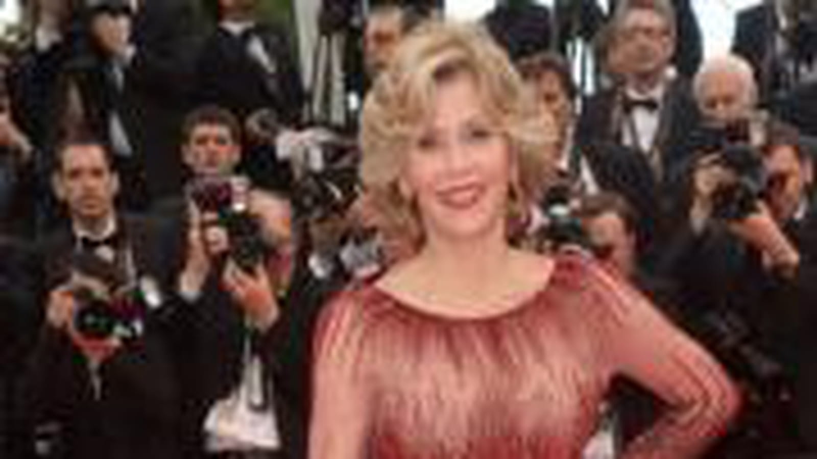 Jane Fonda, royale en Elie Saab