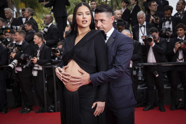 Adriana Lima et Andre Lemmers, si pr&egrave;s si proches &agrave; l'avant-premi&egrave;re de "Top Gun&nbsp;: Maverick"