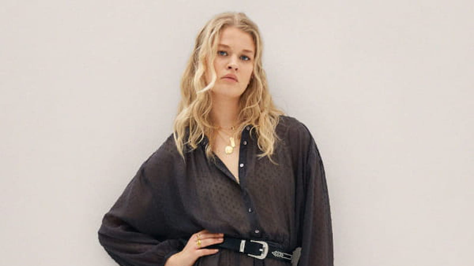 Robe à plumetis Mango 