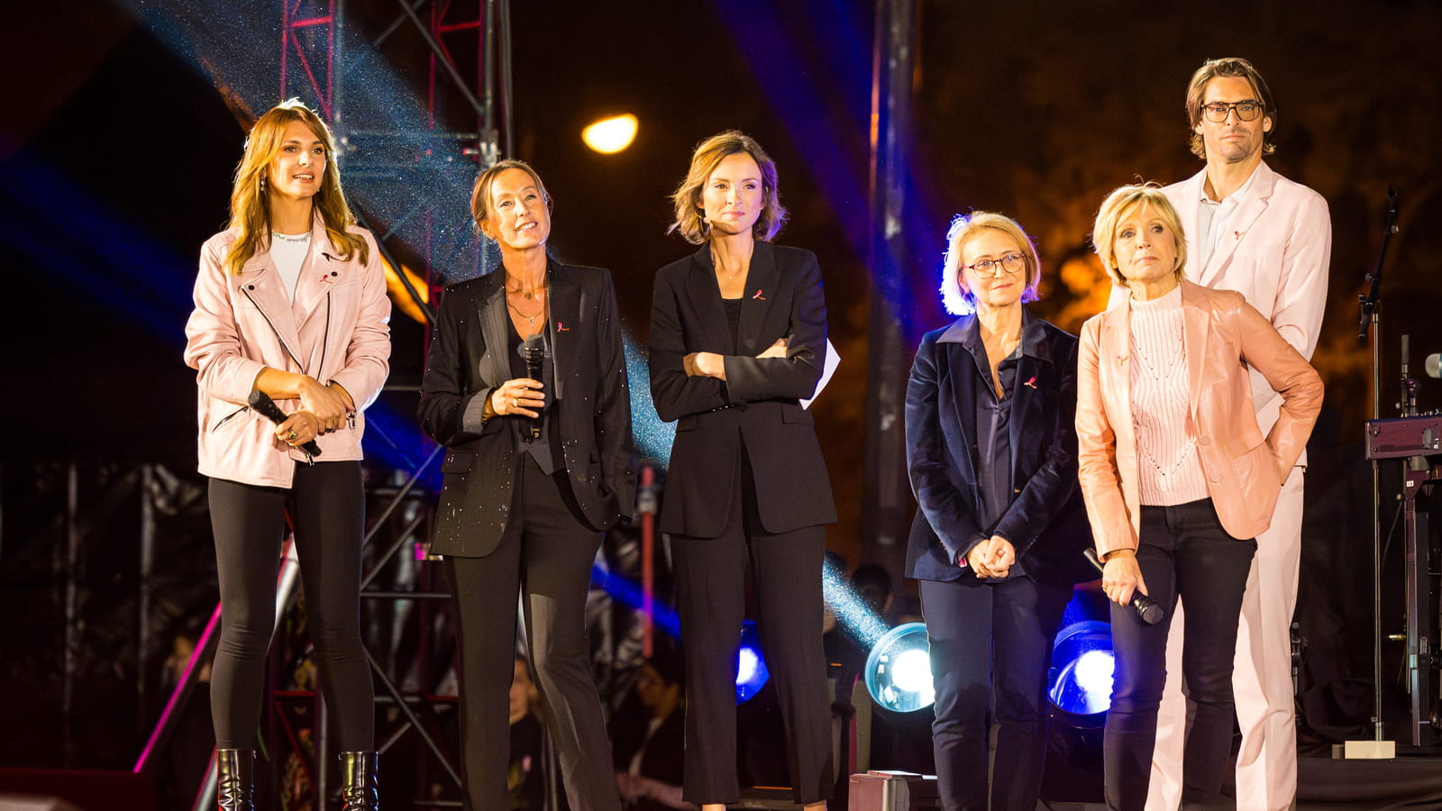 Réunis pour l'association Ruban Rose
