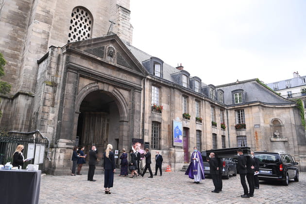 C'est l'&eacute;glise de Saint-Germain-des-pr&eacute;s qui a &eacute;t&eacute; choisie pour c&eacute;l&eacute;brer la vie et la mort de Guy Bedos