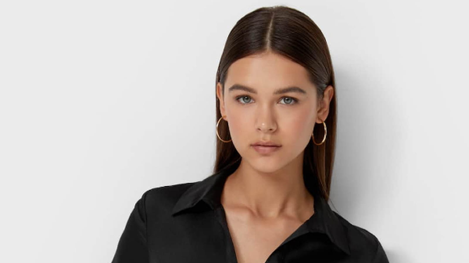 Robe noire Stradivarius