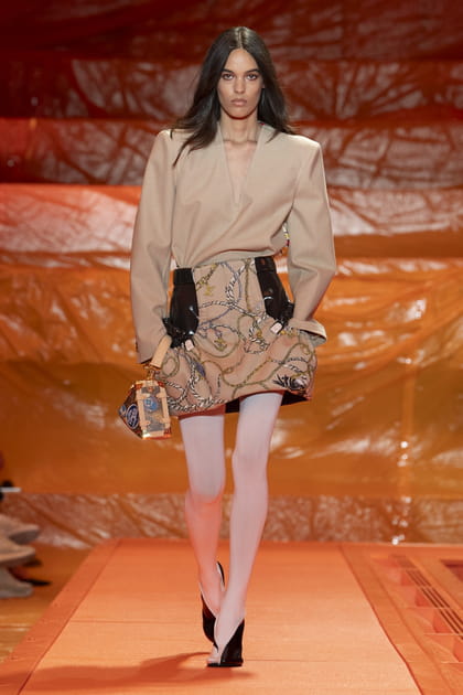 Look 22 du défilé Louis Vuitton printemps-été 2024