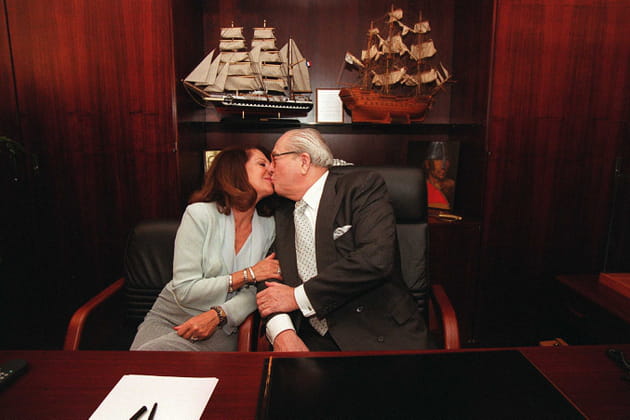 Jean-Marie Le Pen et son épouse : tendre baiser en 2002
