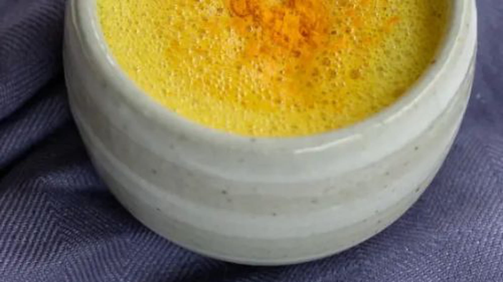 Golden Latte au curcuma et huile d’argan