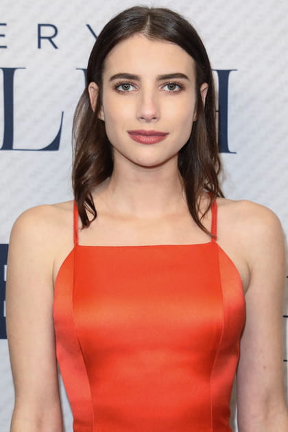 Stars et coloration&nbsp;: Emma Roberts en brune