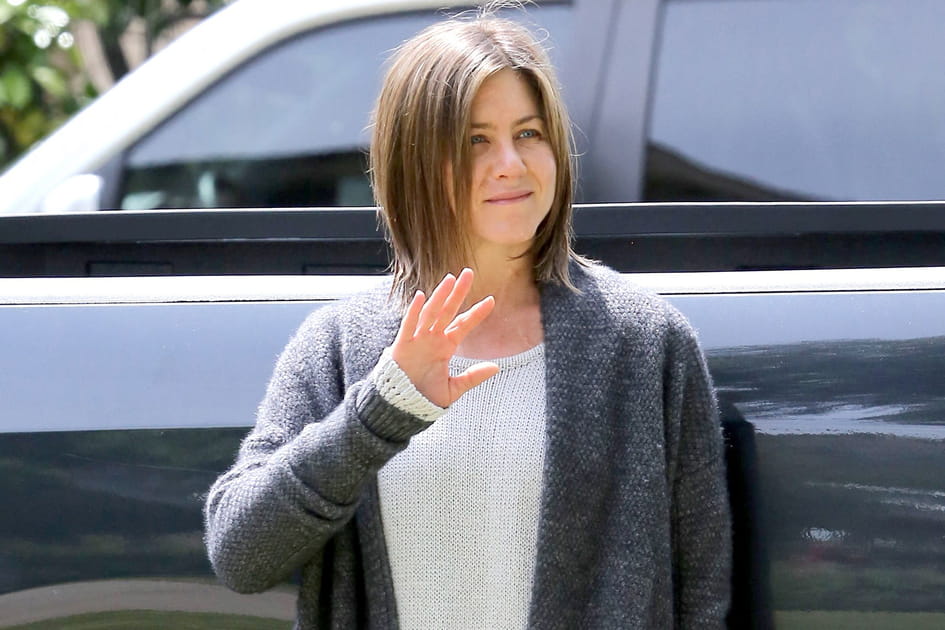 Jennifer Aniston, s&eacute;duisante avec son carr&eacute; brun