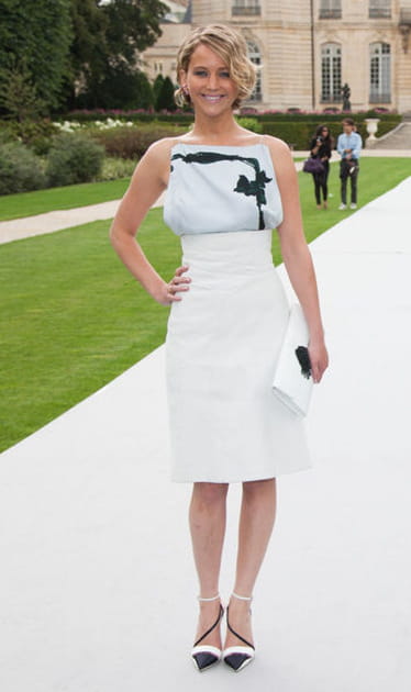 Jennifer Lawrence, pétillante au défilé Dior
