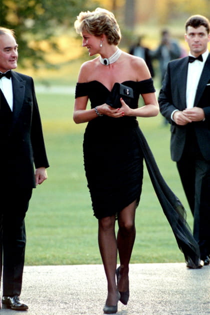 Lady Di en petite robe noire