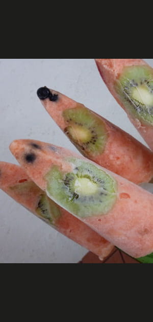 B&acirc;tonnets de fruits glac&eacute;s