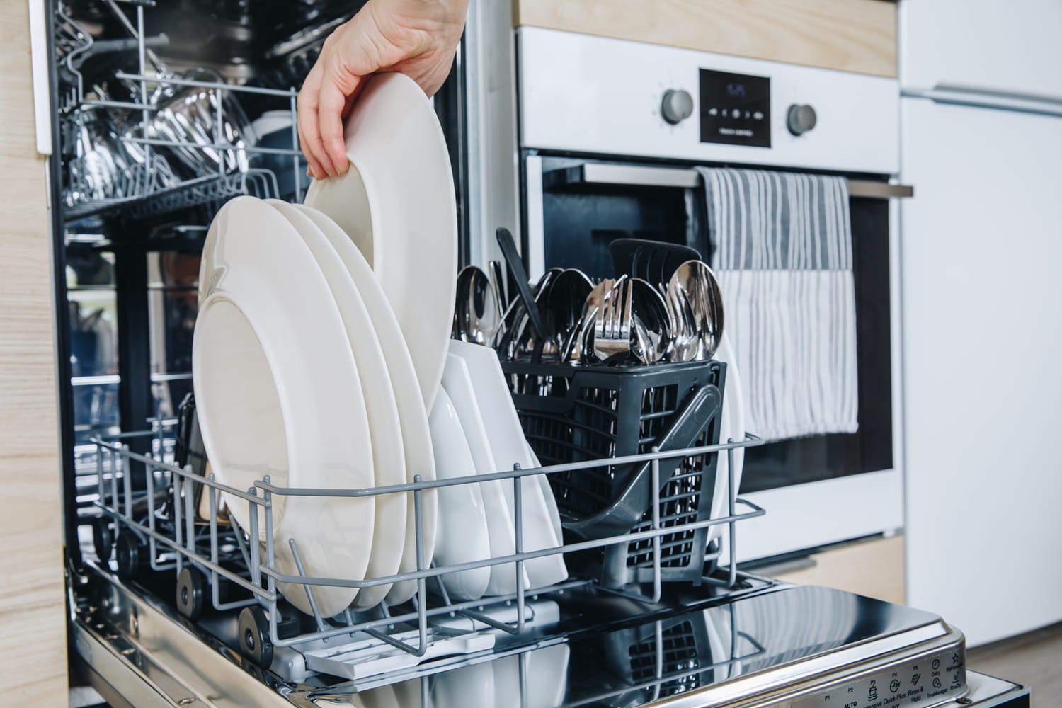 Des centaines de clients sont déçus : cette marque de lave-vaisselle vivement critiquée