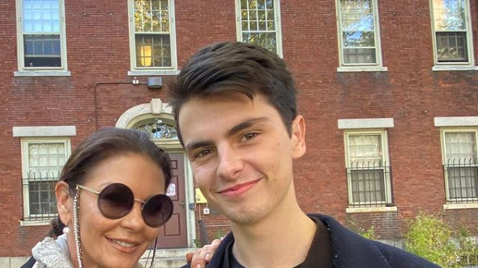Catherine Zeta-Jones, Dylan Douglas