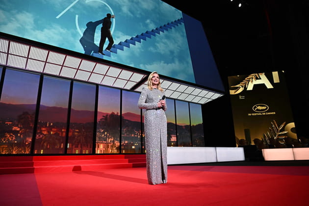 Virginie Efira, &eacute;tincelante &agrave; la c&eacute;r&eacute;monie d'ouverture