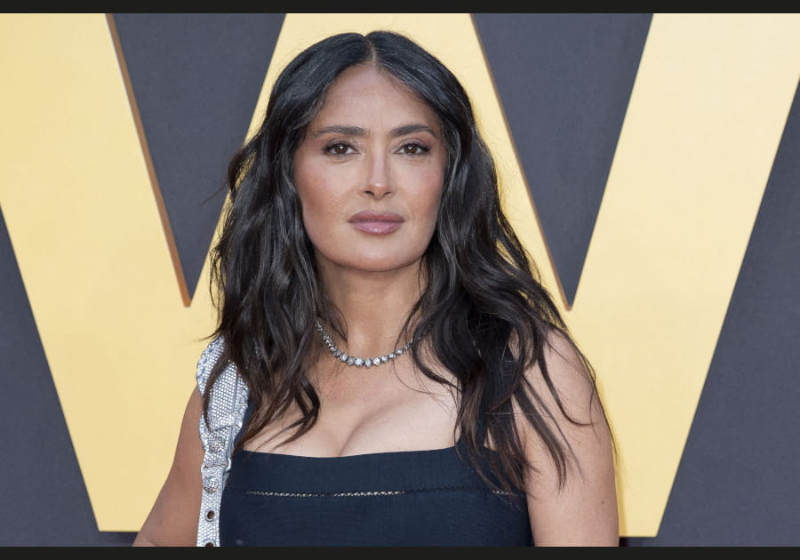 La bouche glossy de Salma Hayek