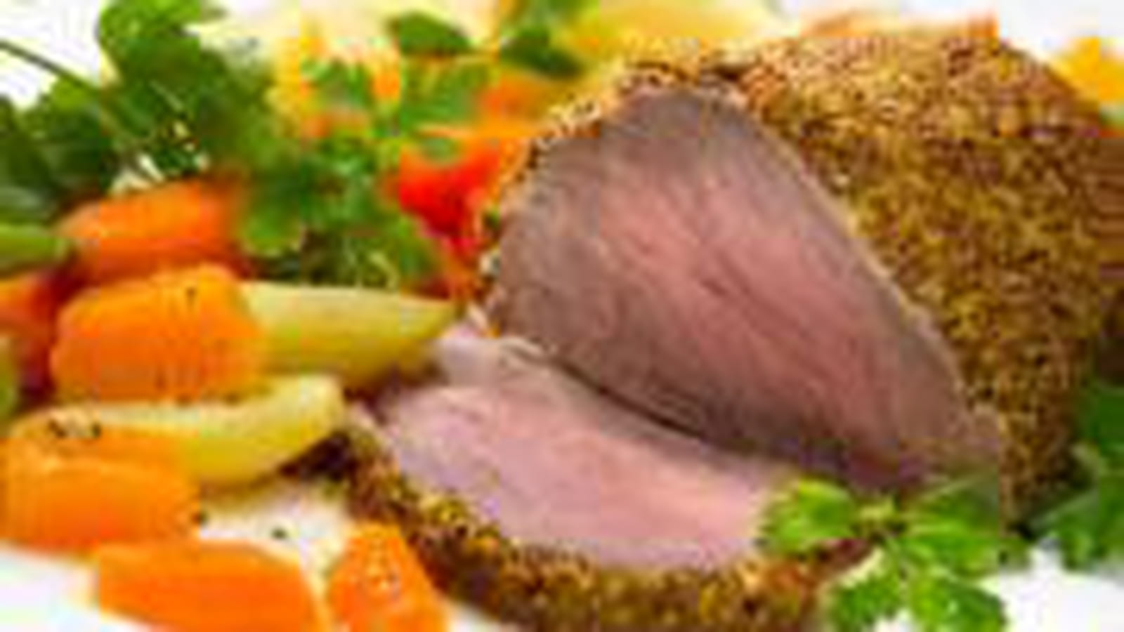 Filet de bœuf en croûte de moutarde et petits légumes