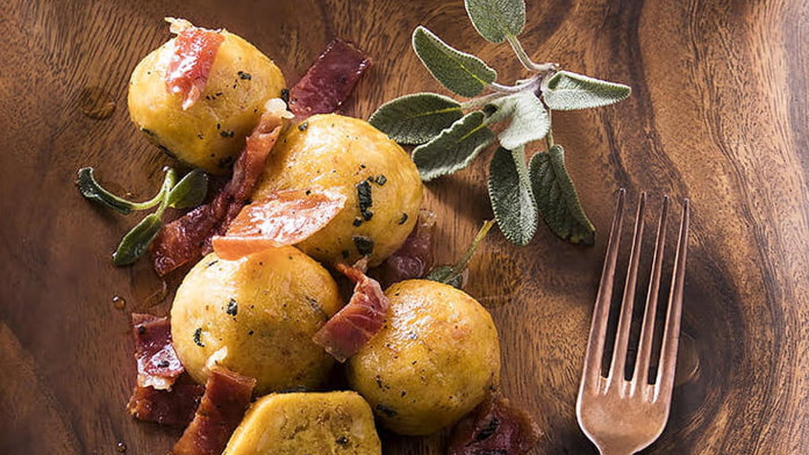 Canederli aux amandes et Jambon de Parme