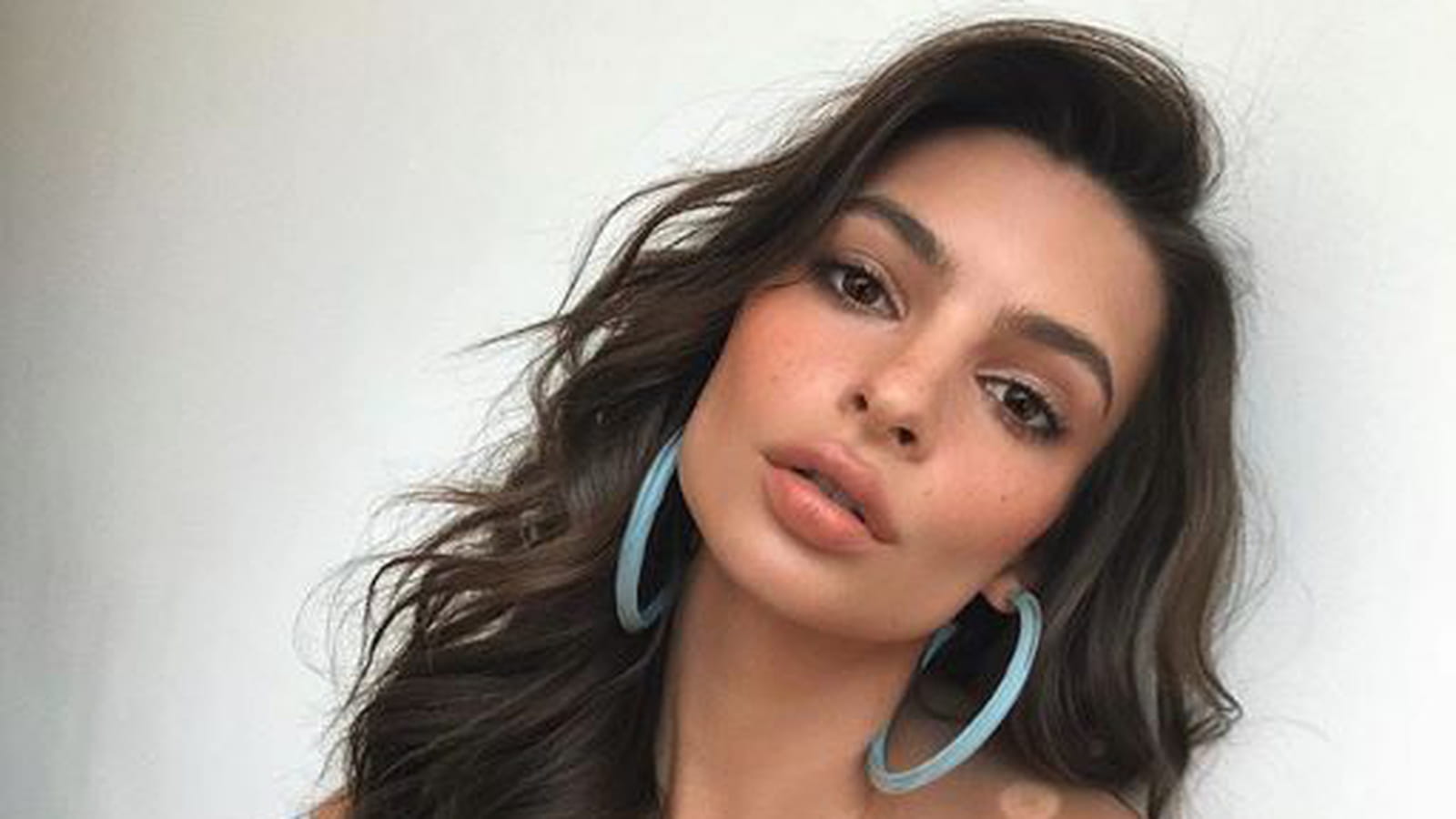 Emily Ratajkowski