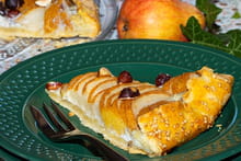 Tarte rustique aux poires à la crème de St-Agur et au miel : Etape 1